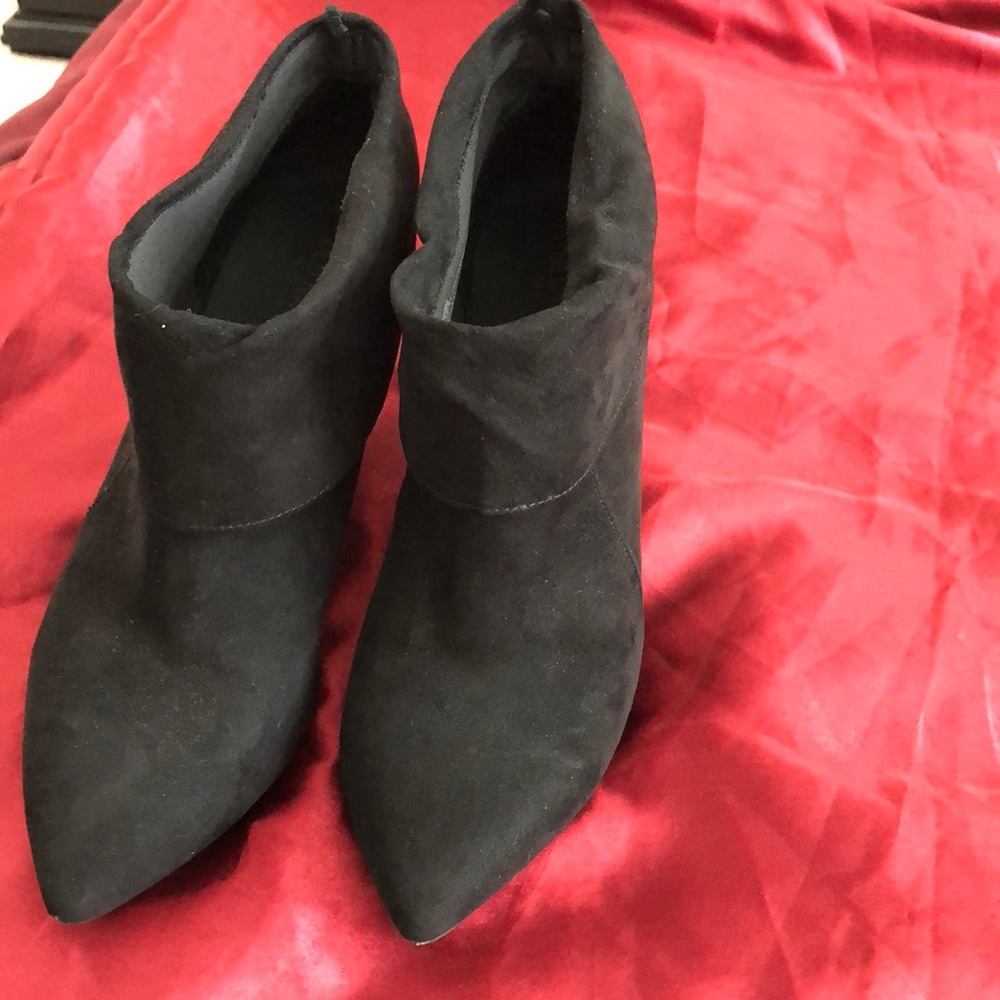 Point booties - Picture 2 of 3
